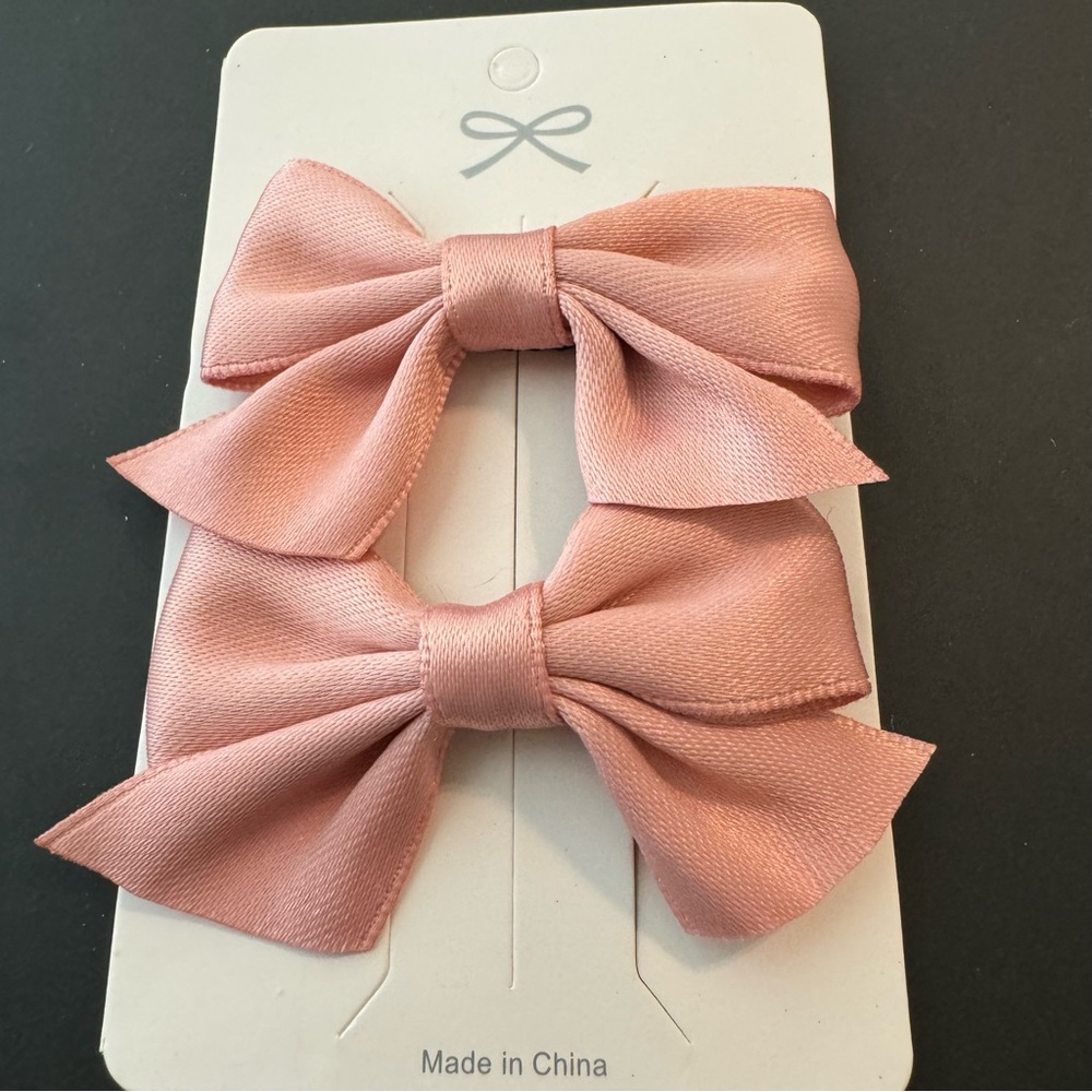 NWT 2pc Hair Bow Clips